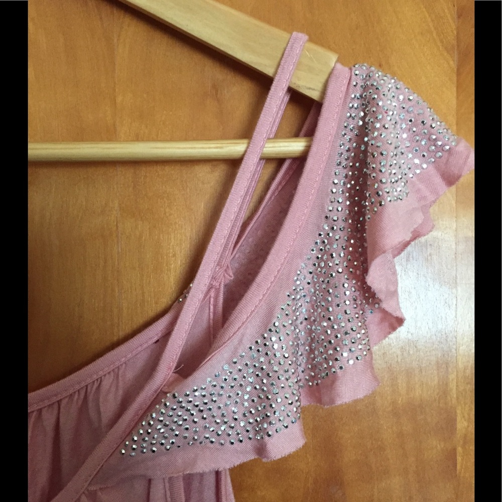 Pink top - Picture 6 of 9